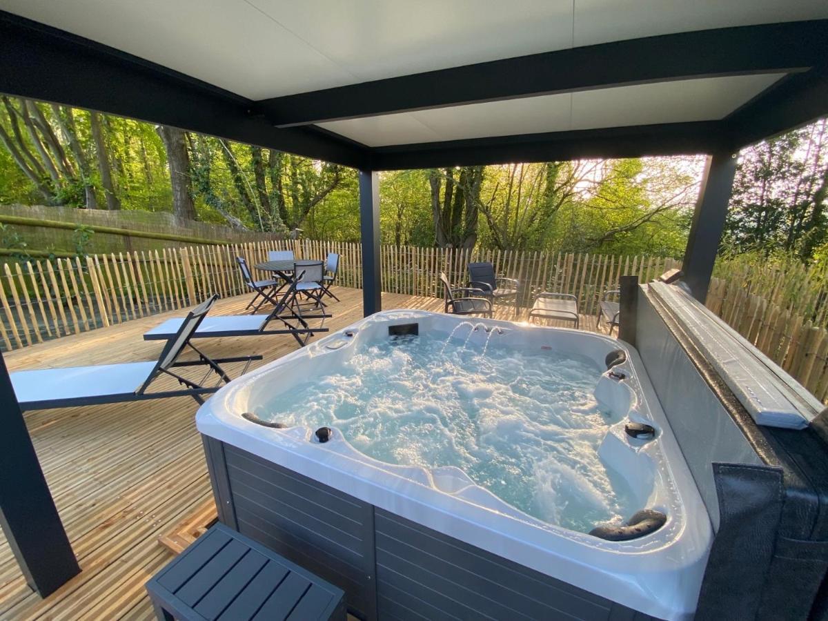 Domaine Du Gros Chene - Terrasses Avec Jacuzzis Privatifs Appartement Ablon Buitenkant foto