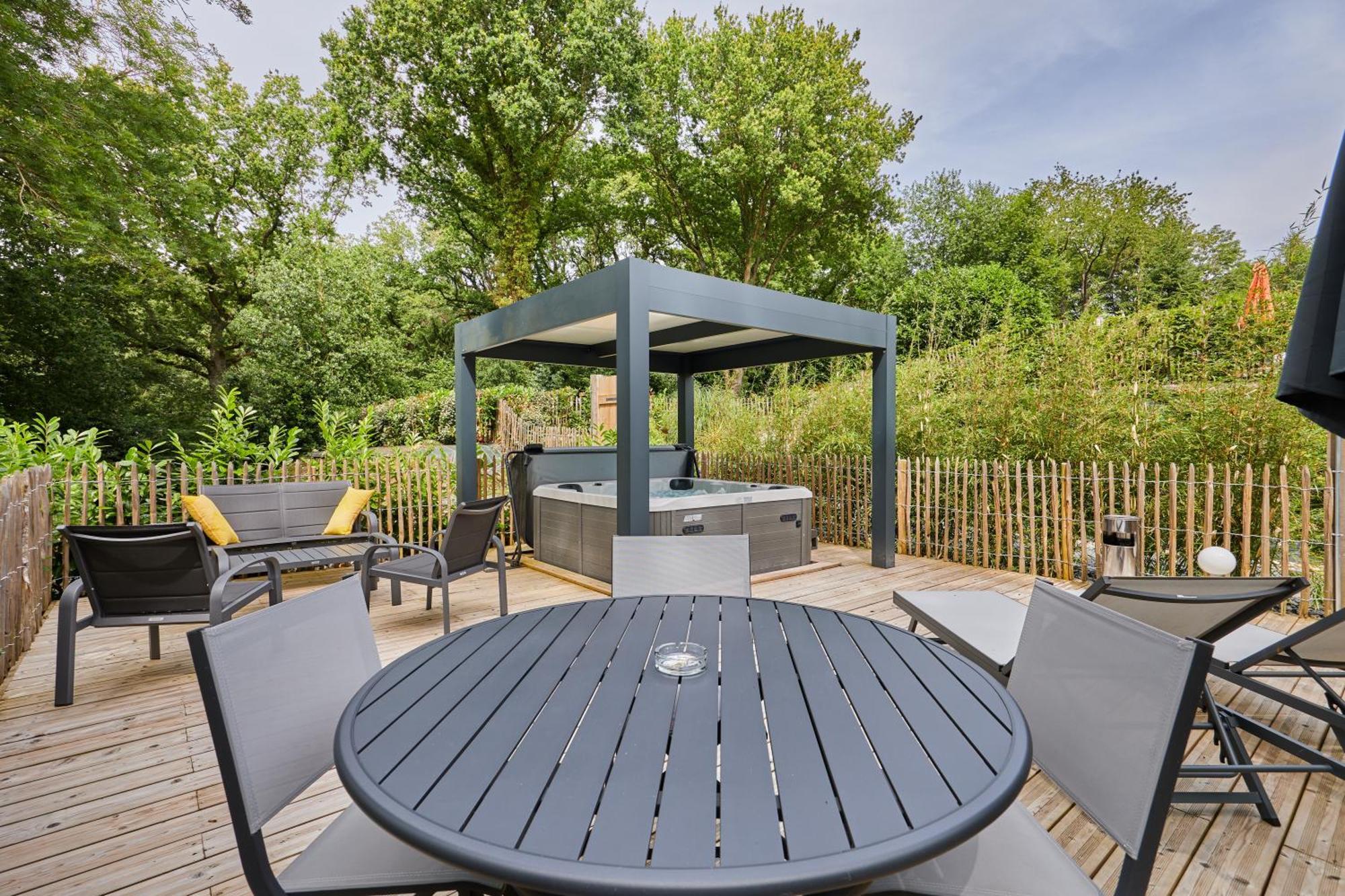 Domaine Du Gros Chene - Terrasses Avec Jacuzzis Privatifs Appartement Ablon Buitenkant foto